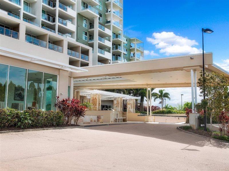 Pelican Waters Golf Resort Sunshine Coast Калундра Екстериор снимка