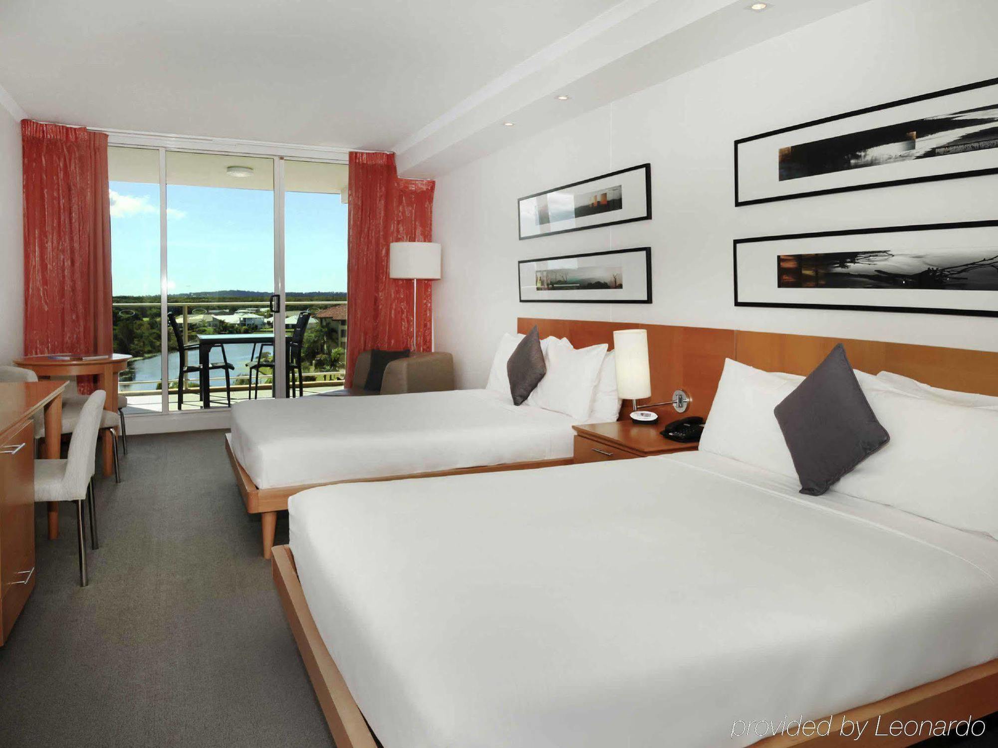 Pelican Waters Golf Resort Sunshine Coast Калундра Екстериор снимка
