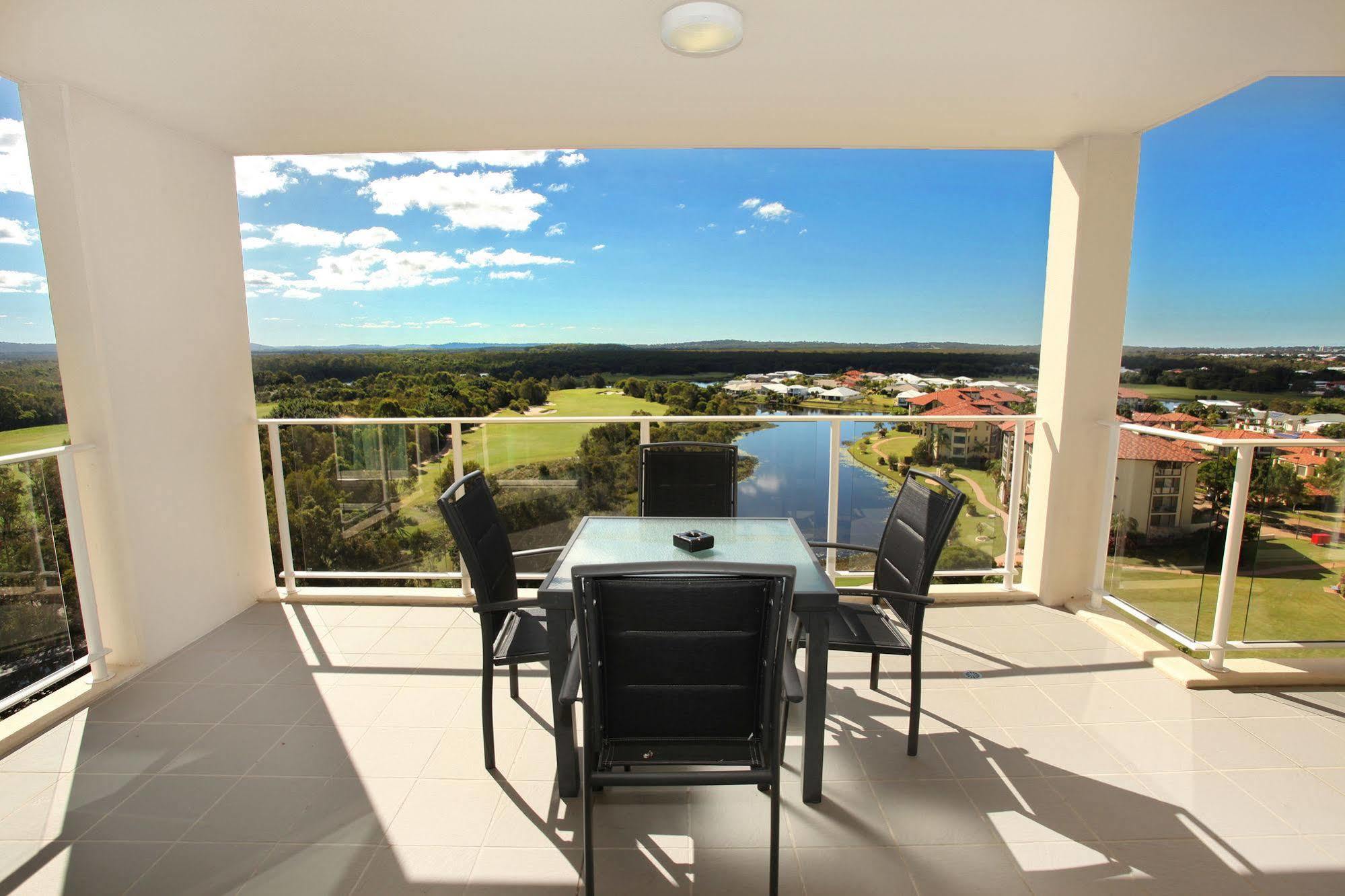 Pelican Waters Golf Resort Sunshine Coast Калундра Екстериор снимка